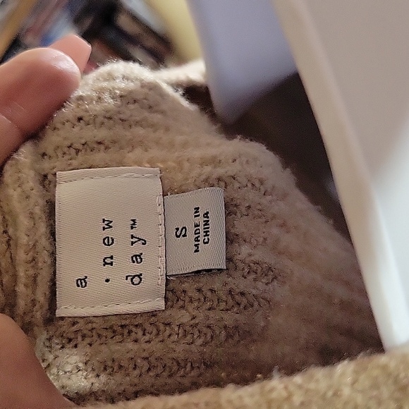 Beige Long Duster Style Sweater Dress - Picture 6 of 8